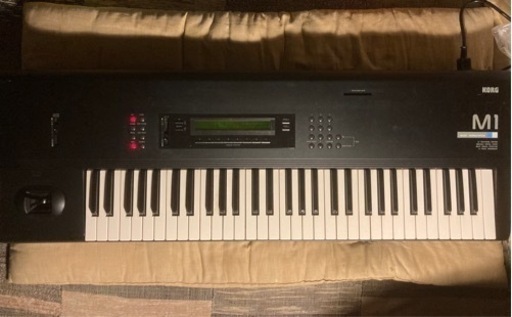 KORG M1 シンセサイザー