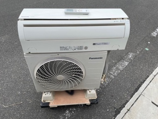 Panasonic　 10畳用　2.8kwエアコン　CS-28TZE3-W 2015年製