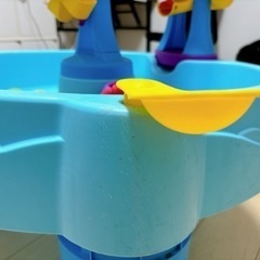 【取引中】ウォーターテーブル　コストコの画像