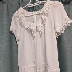 4 piece clothing size M