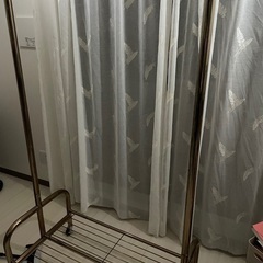 ハンガーラック　ピンクゴールドの画像