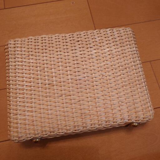 anatelier　カゴバッグ