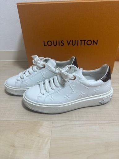 LOUIS VUITTON美品スニーカー