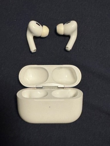 AirPods 第2世代　Lightning