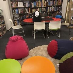 フリーマダミス会
