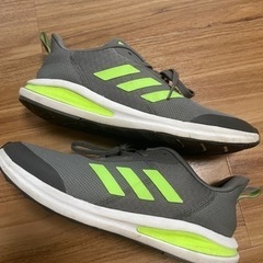 靴/バッグ 靴 スニーカーの画像