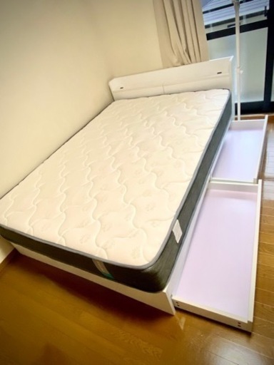 家具 ベッド クイーンベッド