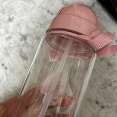 ピーチ　水筒　マグ　ストロー　新品未使用　韓国限定の画像