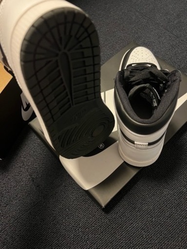 エアジョーダン1レトロ HIGH OG black&Whiteの通販はau PAY マーケット 