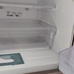 持ち帰りとか 冷蔵庫 三菱 335 L 別館においてますの画像
