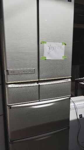 持ち帰り特化 440 L 冷蔵庫 シャープ別館に置いてます