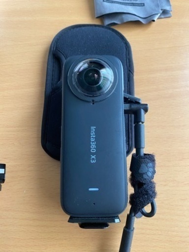 箱付美品　Insta360 X3 本体+充電式見えない自撮り棒+TELESIN 360°回転式 クリップ マウント  