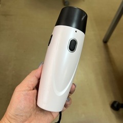 手動式　懐中電灯　2段階明るさ調整　