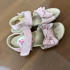 ピンクサンダル　20センチの画像