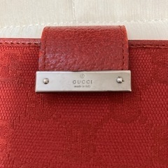 赤　グッチ　カードケース？の画像