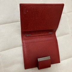 赤　グッチ　カードケース？の画像