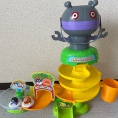 アンパンマンとだだんだん　ジャバジャバおふろスライダー