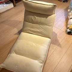 座椅子　リクライニング