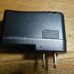 東芝 コードレスクリーナー VC-CLH200　充電　ＡＣアダプター　21V0.45A　CL6C-C　中古 の画像