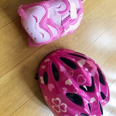 ストライダー（ヘルメット付き）の画像