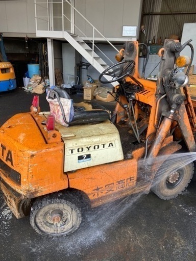 トヨタ　ショベルローダー　リフト