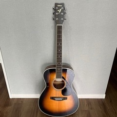 YAMAHAギター(バック、付属品付き)