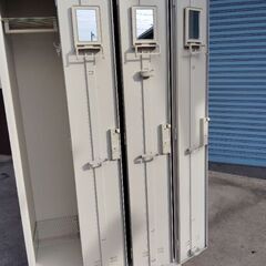 三室ロッカーの画像