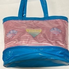 プールバック