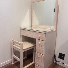 【値下げ中！】家具 ドレッサー スツール付き　天然木 コンパクト...