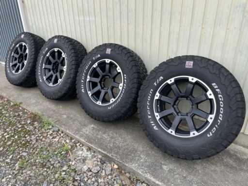 車のパーツ タイヤ、ホイール