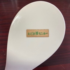 九谷焼の陶器製しゃもじ　手毬を持った女の子　置物　飾り物としても◎の画像