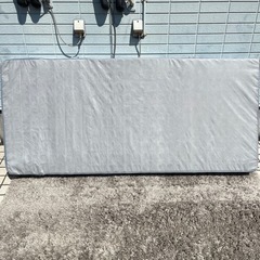 イケアのシングルマットレスの画像