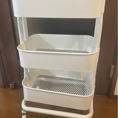 IKEA ロースフルト(お譲り先決まりました)の画像