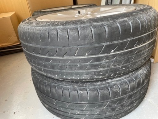 車のパーツ タイヤ、ホイール