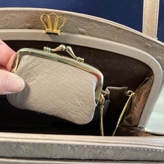 【新品未使用】オーストリッチ革製のハンドバッグ　ベージュ　昭和レトロの画像