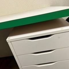 IKEAデスク　家具 机の画像