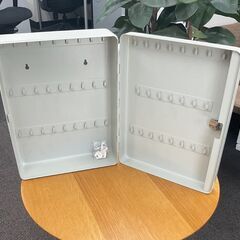 50個吊り可能 キーケース（KB-50）