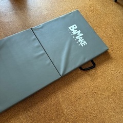 厚手のフィットネスマット三つ折りタイプの画像