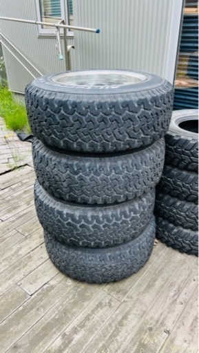 受渡者決定。ランクル100 タイヤ