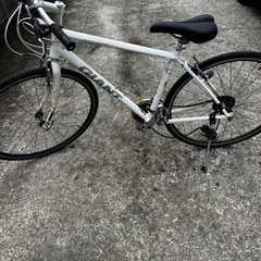 自転車 クロスバイク　フレーム以外の部品