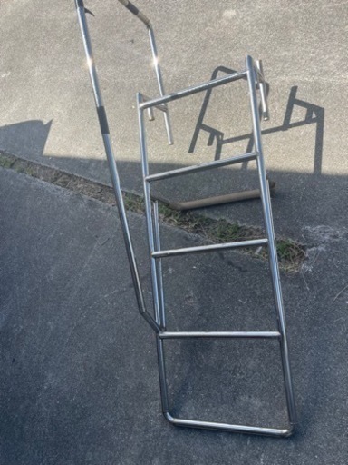ステンレス製ハシゴ　ボート用ラダー