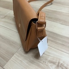 新品　ショルダーバッグの画像