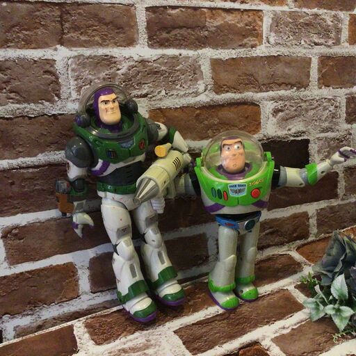 トイ・ストーリー　バズ　フィギュアセット