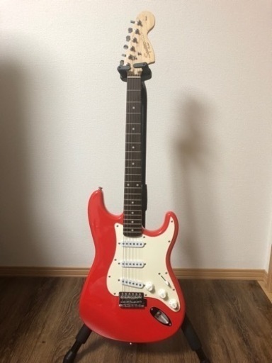 6月22日直接受け渡しのみ　美品 スクワイヤー ストラトギター フェンダー