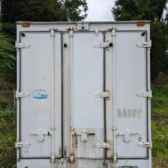 【格安目玉商品！！早い者勝ちです！】トラック 冷凍コンテナ 美品 バイク タイヤ パーツ 置き場 ガレージの画像