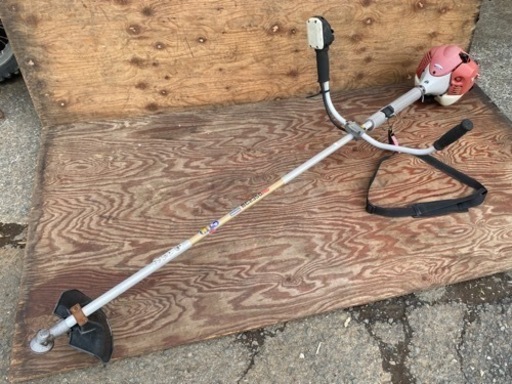 お取引中　
セル付!! ゼノア  エンジン式　刈払機　BC2350Hb