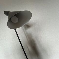 フロアランプの画像
