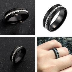 ラインストーン/ブラックリング（新品）26号の画像