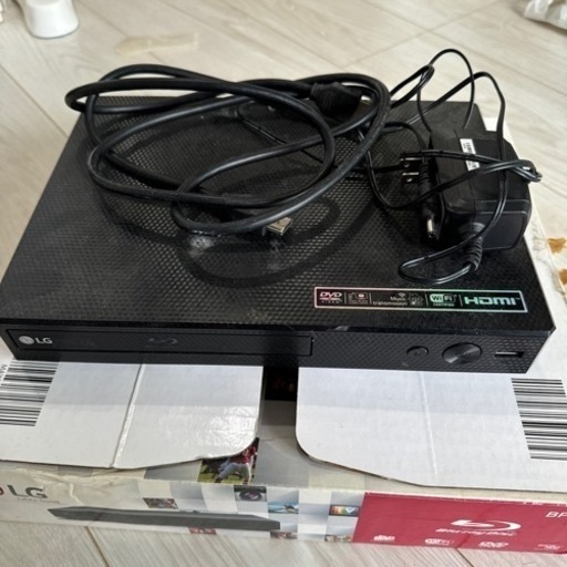 LG ブルーレイ DVD プレイヤー 2018年製 品番BP350 通電確認済