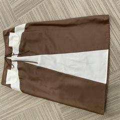 タイトスカート